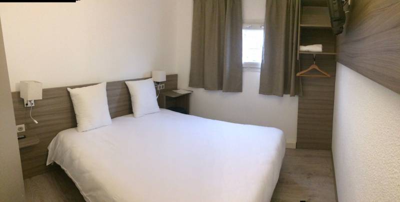 Réserver une chambre d'hôtel en ligne au good hotel Marseille Aubagne