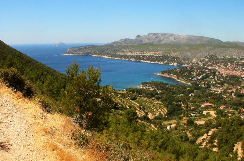 Route des Crêtes proche du Good Hotel Marseille Aubagne